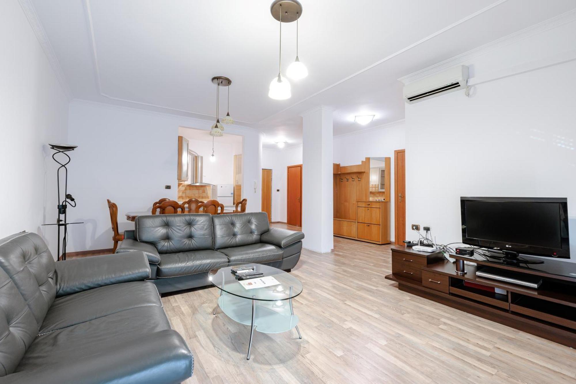Boutique Hotel Whisky Tiranë Rom bilde
