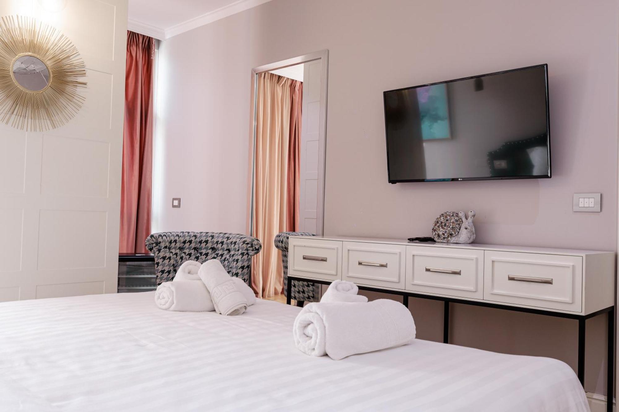 Boutique Hotel Whisky Tiranë Eksteriør bilde